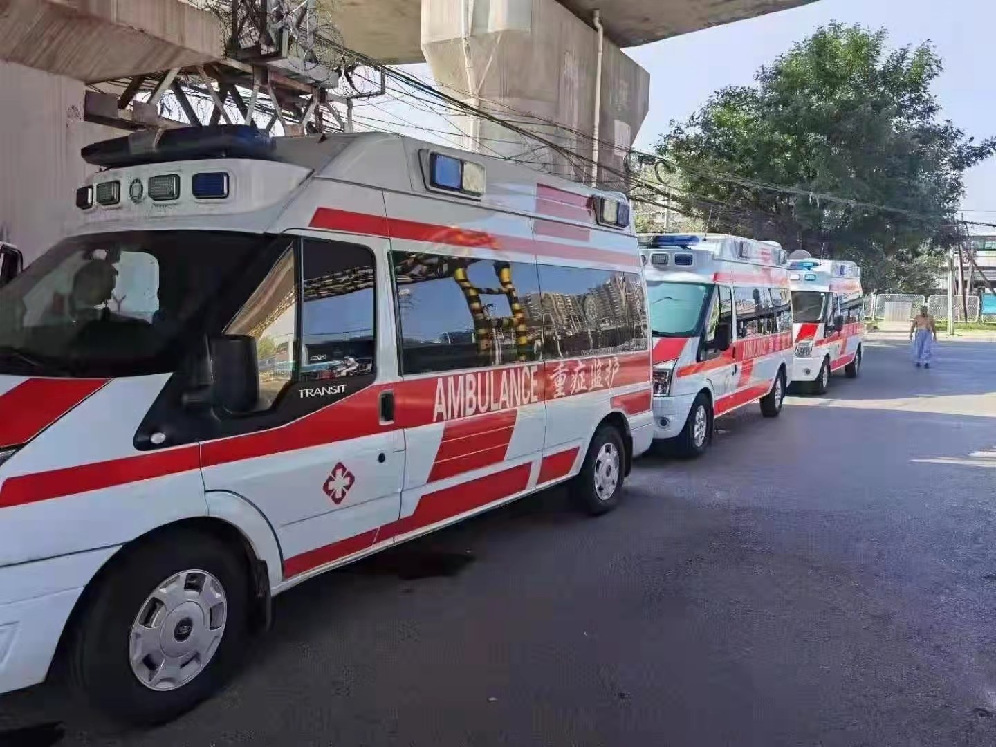 台前县救护车出租