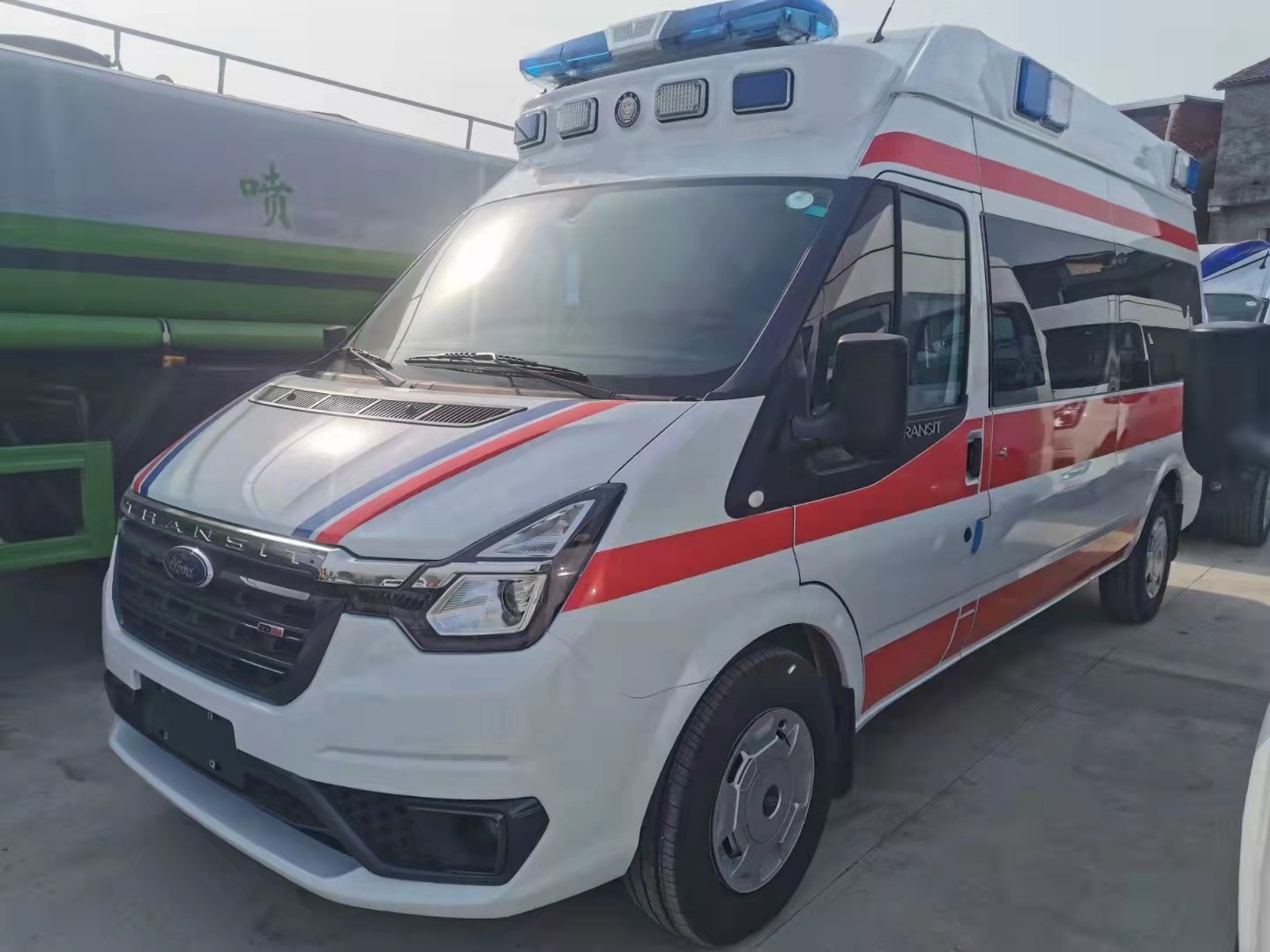 台前县救护车转院